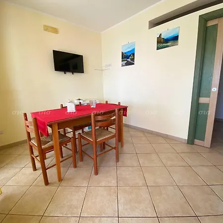 Seafront Flat בית נופש